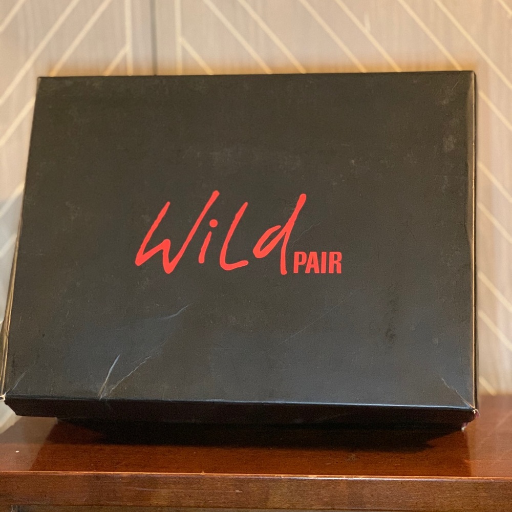 Platform Pumps - Picture 5 of 5